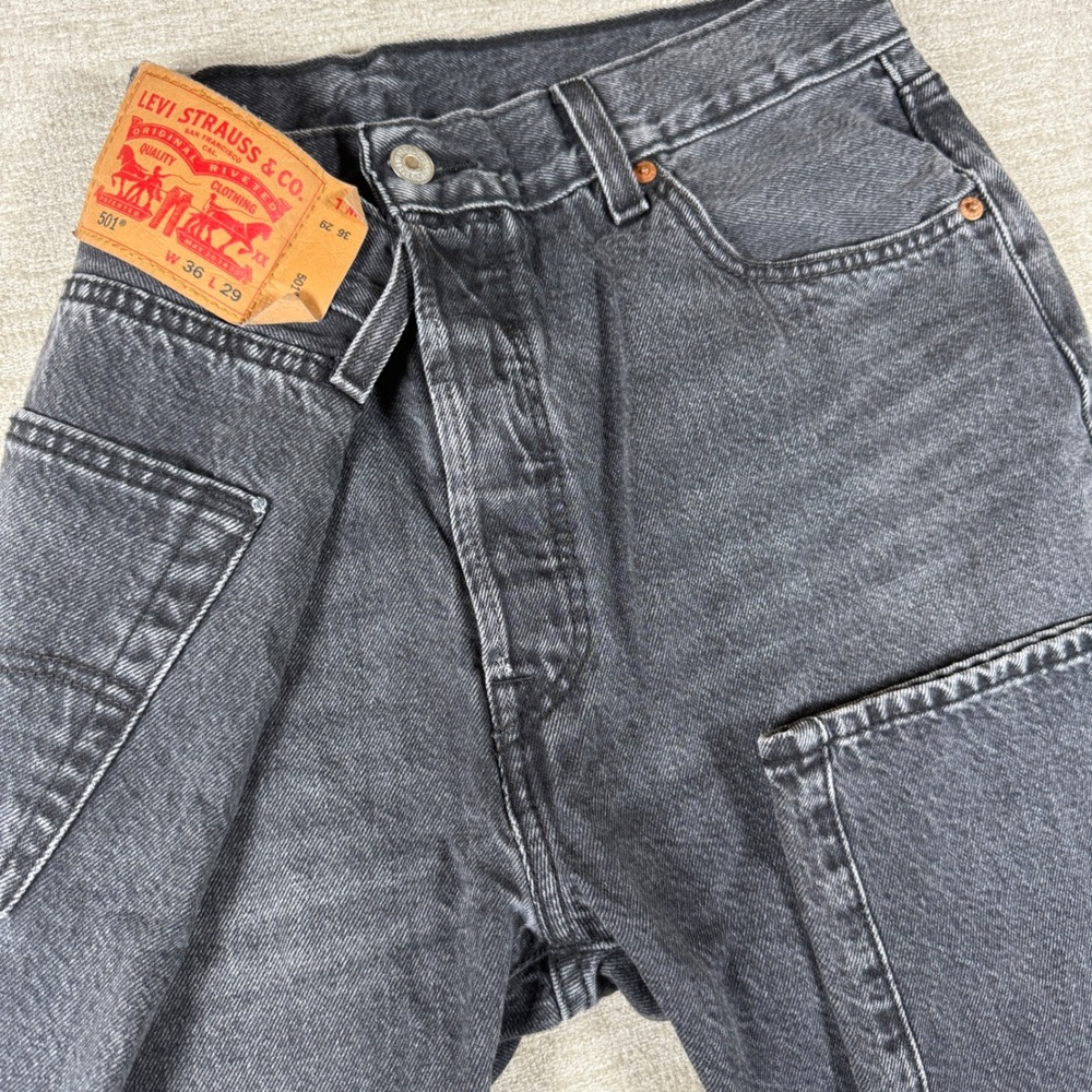Levi's 501 Original Fit Jeans Mens 36/29 Black Straight Leg Denim 00501-3370